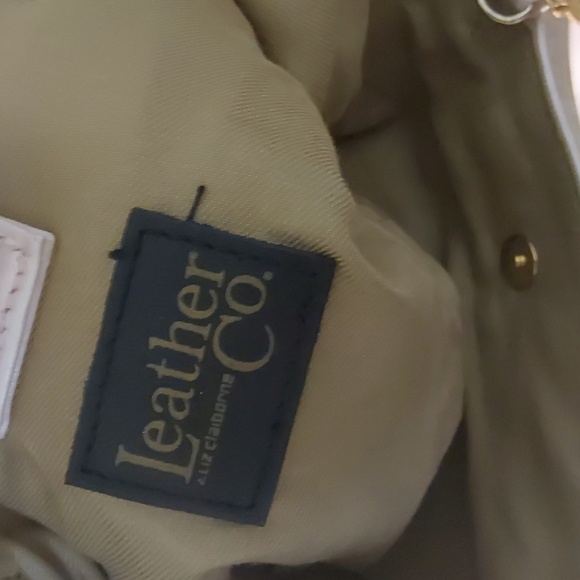 Liz Claiborne pearl pink leather small purse**Was$17** - Picture 2 of 5